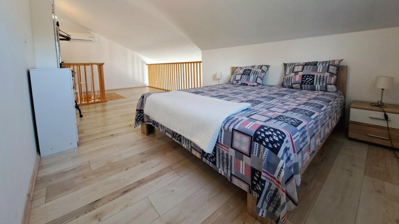 Apartment Oaza Mira Tribalj Kamer foto