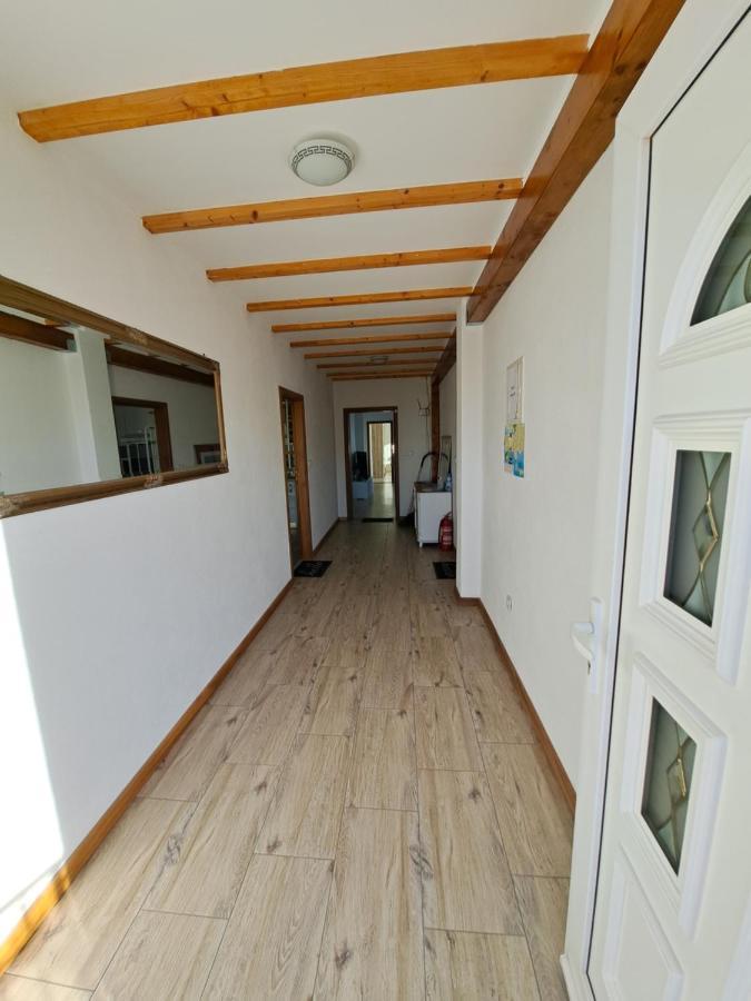 Apartment Oaza Mira Tribalj Buitenkant foto